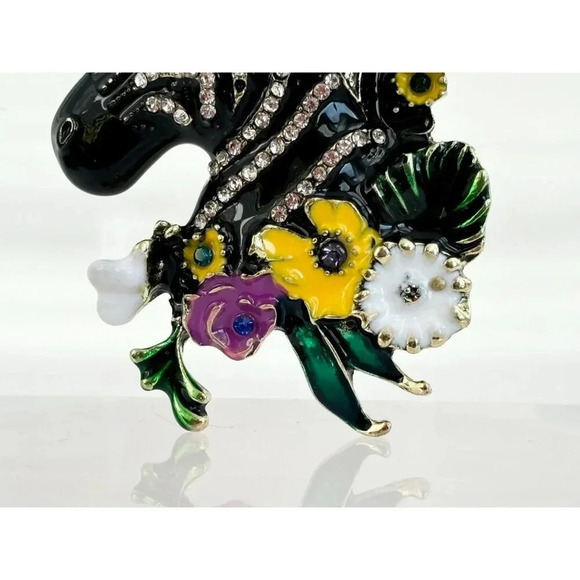 Mint Black Enamel Gold Toned Rhinestone Floral Vintage Horse Vintage Brooch - Picture 2 of 10